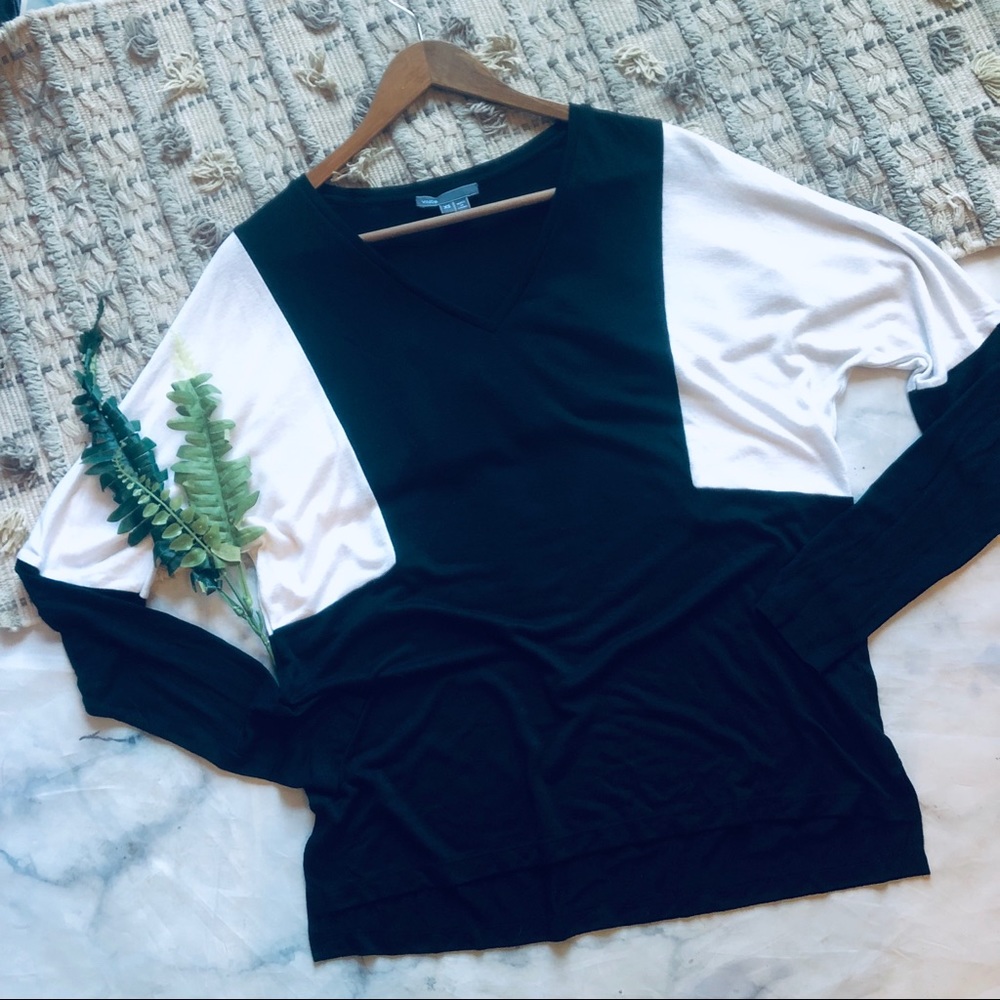 Vince Black & White Colorblocked Sweater - Picture 1 of 6